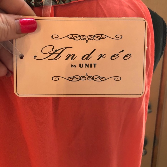 Women’s Andree sleeveless blouse - Picture 5 of 7